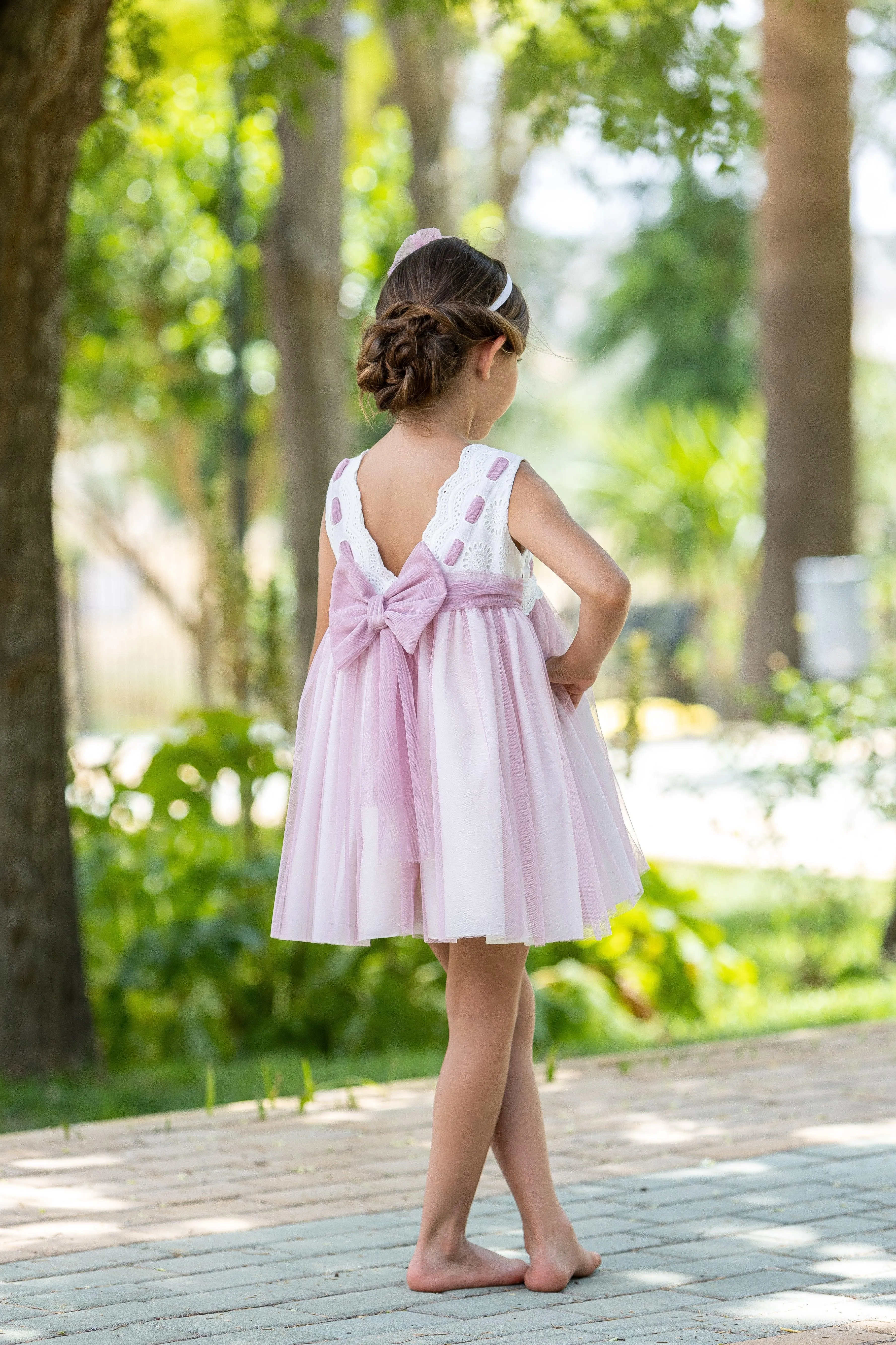 CLEARANCE SALE - Abuela Tata SS24 - Girls Ivory & Dusky Pink Tulle Dress & Headpiece 360