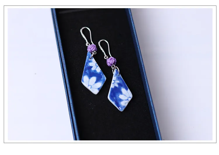 Fashionable retro polygonal blue and white earrings, exquisite handmade paintings, exquisite ceramic jewelry