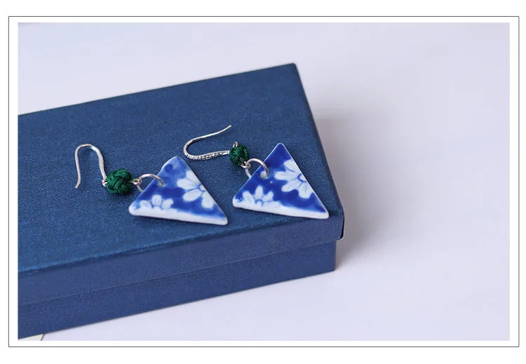 Fashionable retro polygonal blue and white earrings, exquisite handmade paintings, exquisite ceramic jewelry