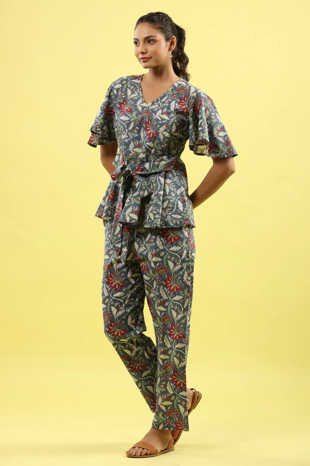 Floral Jaal Blue Tie up Lounge Co-ord Set