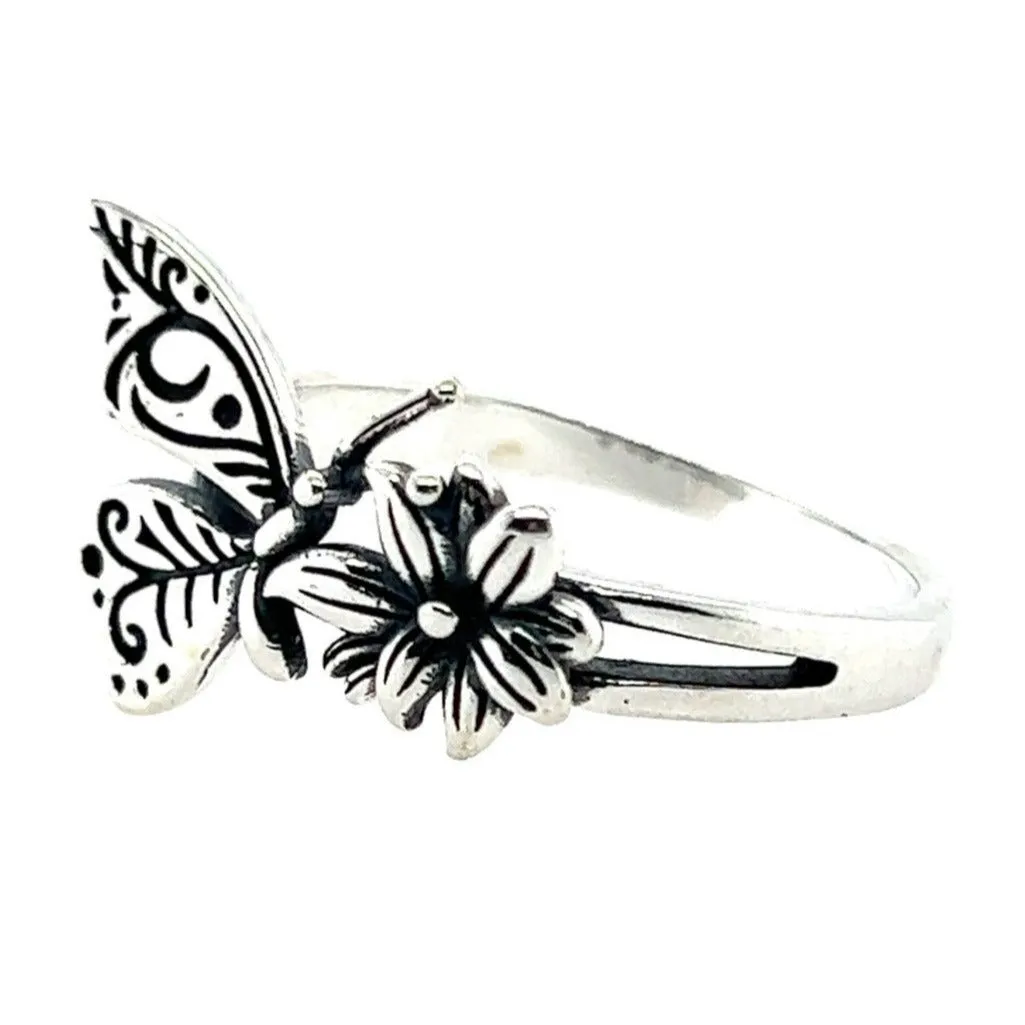 R331 Butterfly And Heart Cut Ring