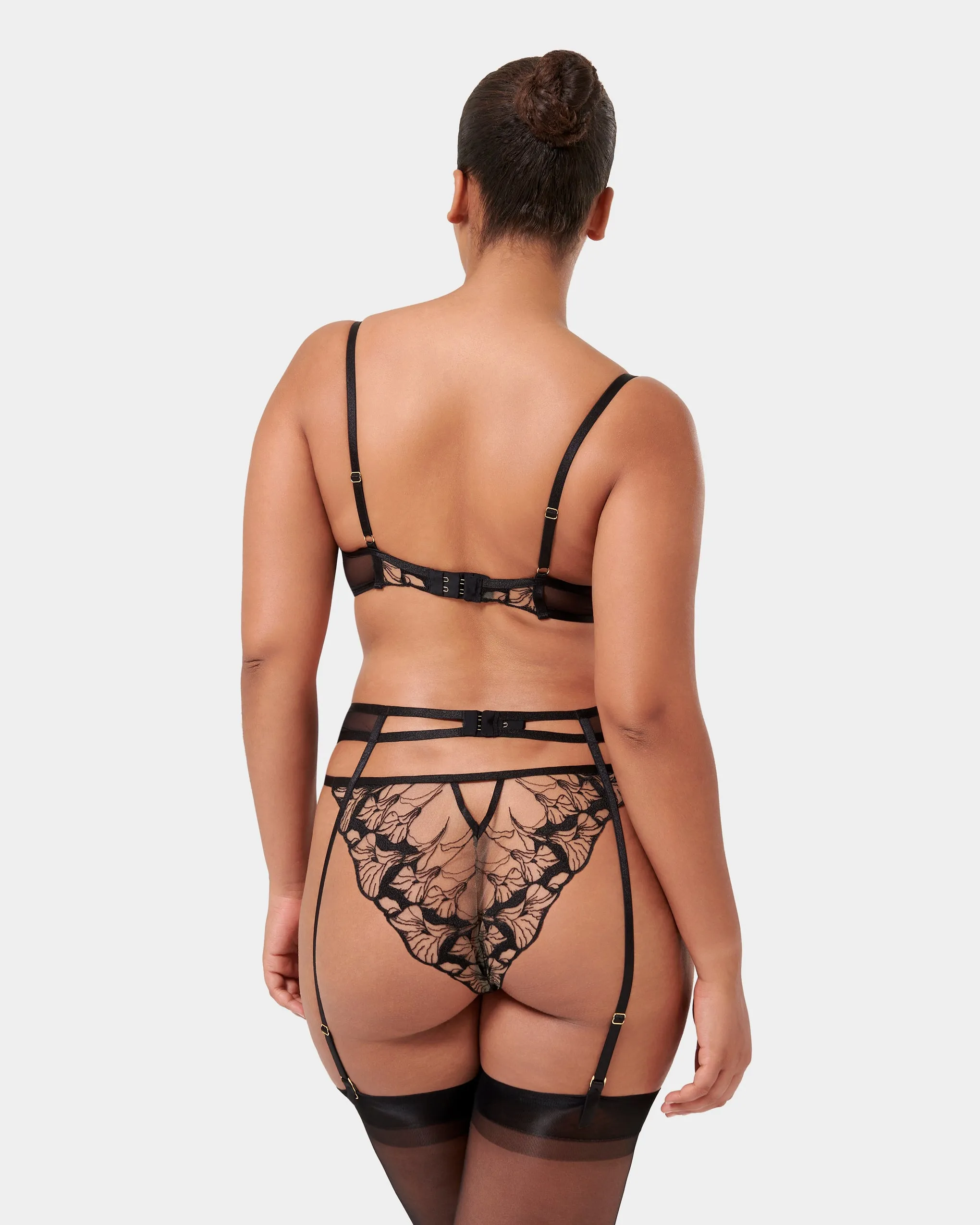 Set: Kalmia Eco Black/Sheer